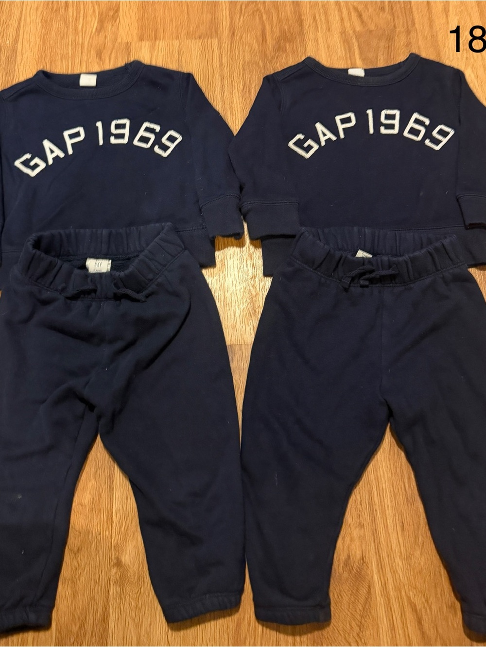 2outfits GAP Navy Matching Kids Sweatshirt & Jogger Sets